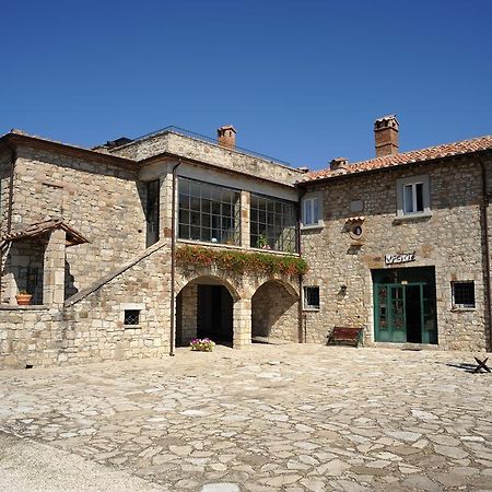 Agriturismo Tenuta Conti Faina Fratta Todina Habitación foto