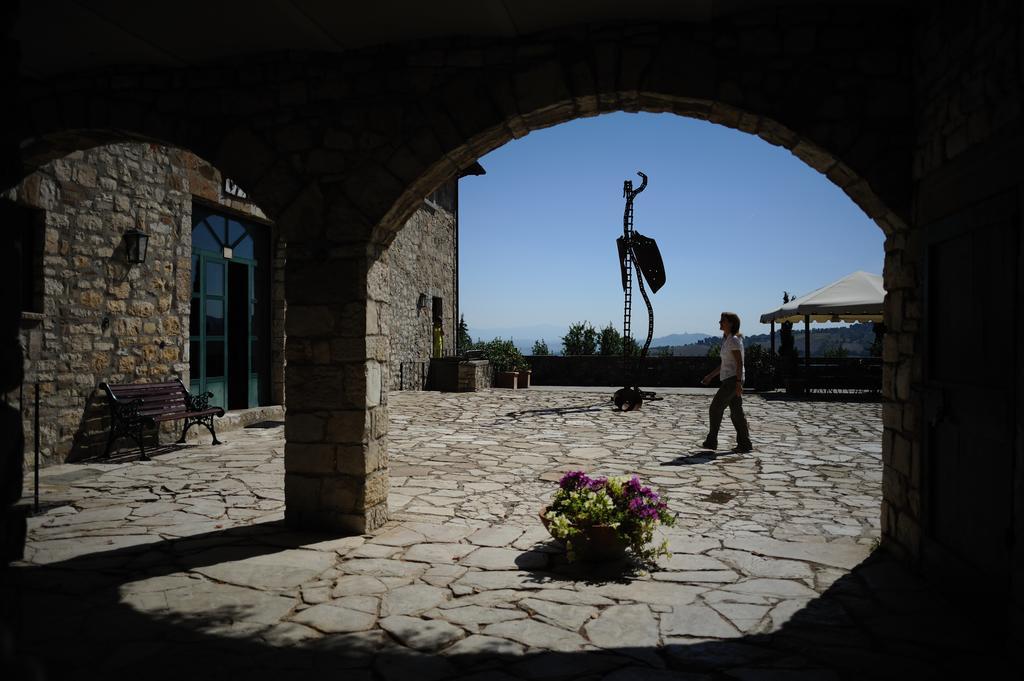 Agriturismo Tenuta Conti Faina Fratta Todina Habitación foto